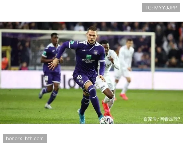 梅赫伦定位球技艺再获赞，全场精彩表现助力球队近期胜利